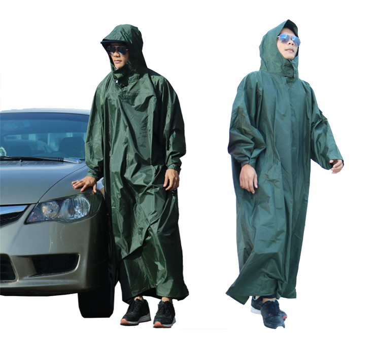 Áo mưa Poncho - Thiết kế suông, trùm kín, an toàn khi đi trong thời tiết mưa lớn, khắc nghiệt.