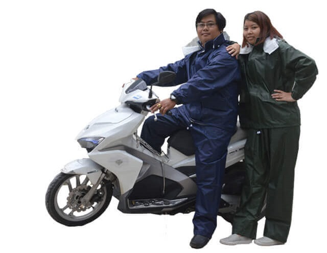 Áo mưa bộ - Dòng sản phẩm áo mưa cao cấp luôn được người tiêu dùng lựa chọn.